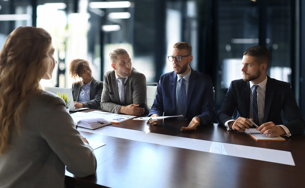 recrutamento de uma sociedade de advogados