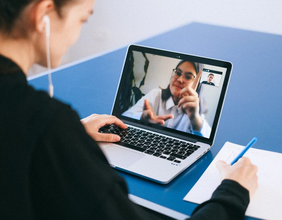 Regulamentação sobre a Terapia Online no Brasil Regulamentação sobre a Terapia Online no Brasil