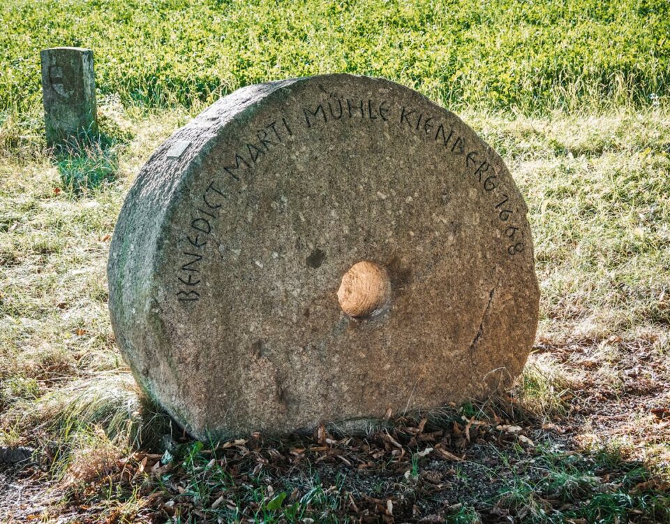 O direito sobre artefatos e territórios arqueológicos