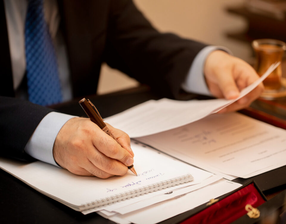 Como Funciona a Suspensão de Penas Disciplinares por Medida Judicial Como Funciona a Suspensão de Penas Disciplinares por Medida Judicial