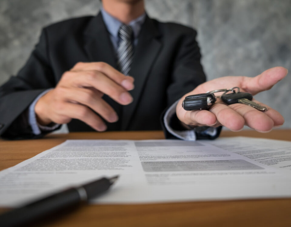 Contratos de carros por assinatura: cuidados essenciais