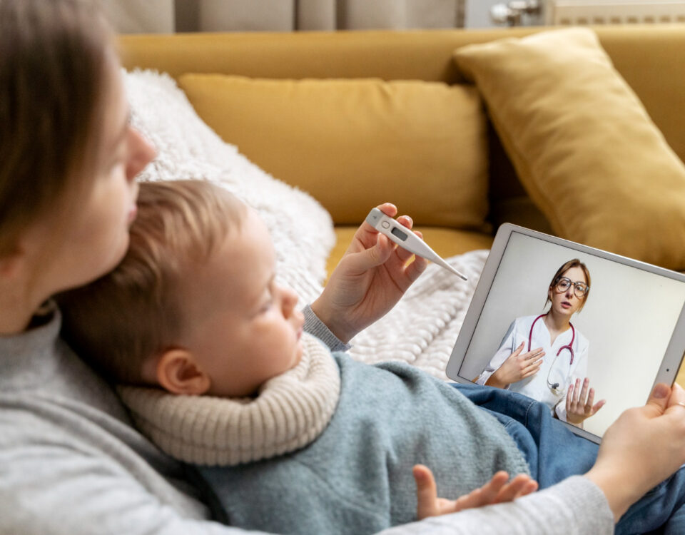 O que a lei diz sobre consultas médicas online?