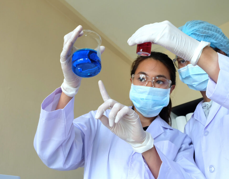 Normas e regulamentações que envolvem a prática química