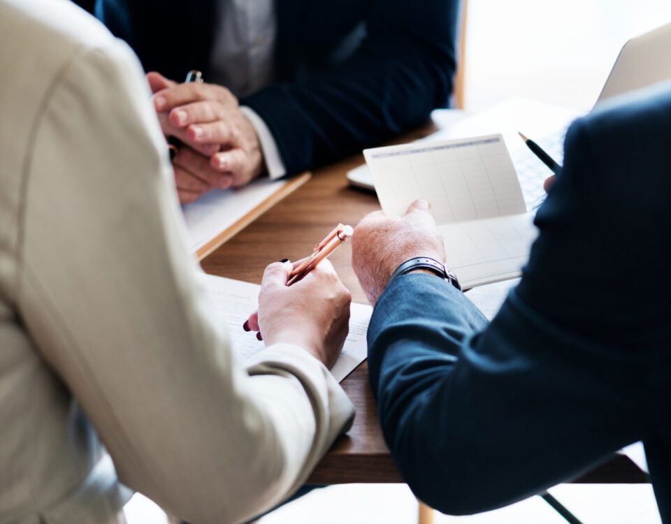 Diferença entre defesa criminal e defesa cível: entenda os conceitos