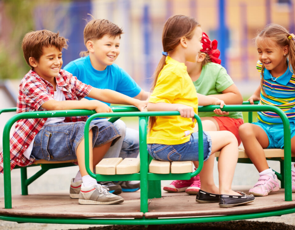 O que diz a lei sobre segurança em playgrounds?