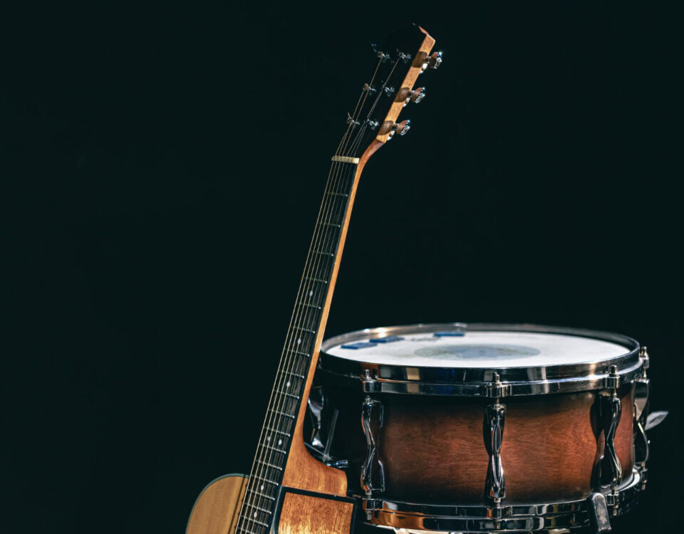 Direitos autorais no uso de instrumentos em covers