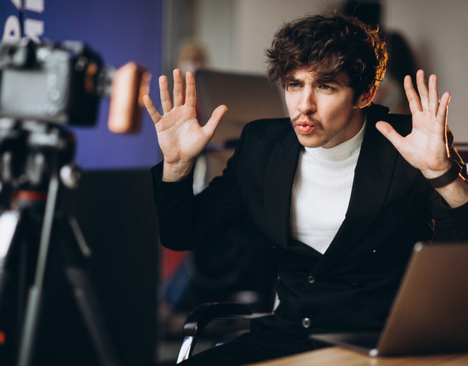 Direitos autorais nos reacts e cortes de streaming Direitos autorais nos reacts e cortes de streaming