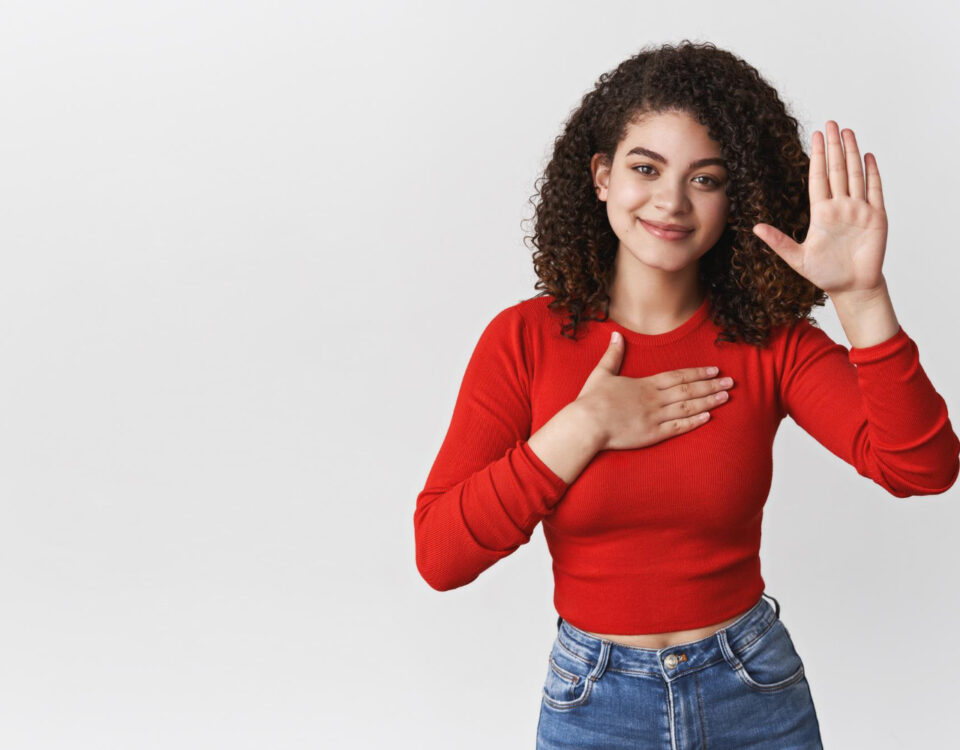 Libras e lei: o que a LBI exige de serviços e mídias