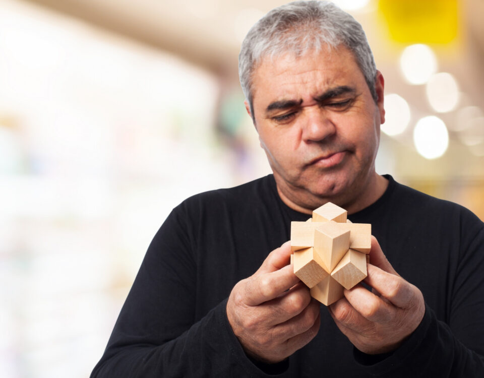 O diagnóstico tardio do autismo revela um desafio que vai além da saúde: o direito de compreender a própria história