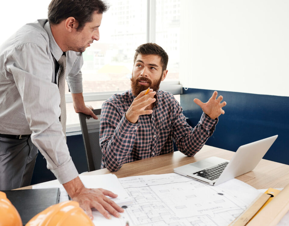 Vício construtivo: quem responde quando o reparo apaga a prova?