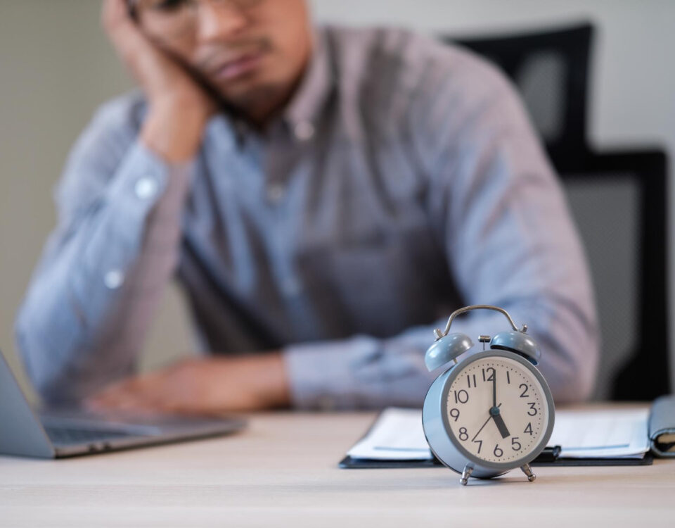 Trabalho temporário não é terceirização: o que muda na prática
